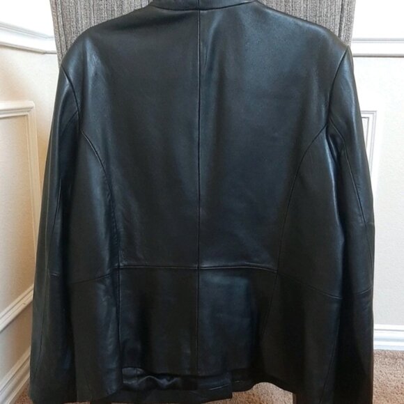 Preston & York Elegant Black Leather Jacket - Picture 5 of 13